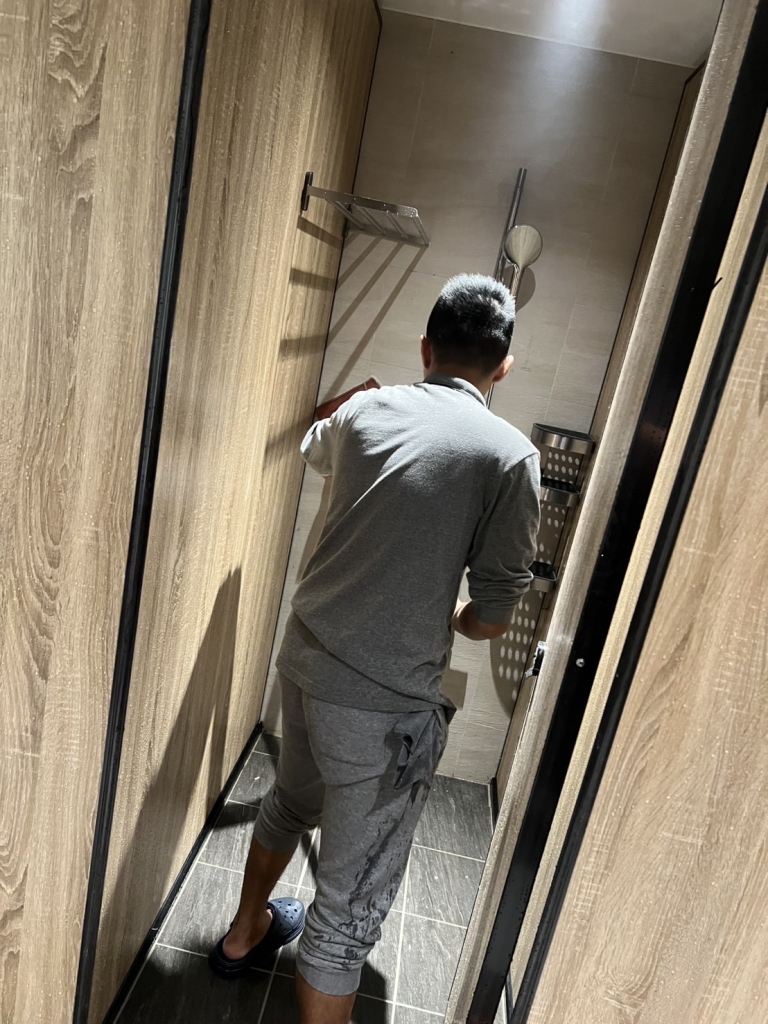 台中北屯游泳學院裝潢細清