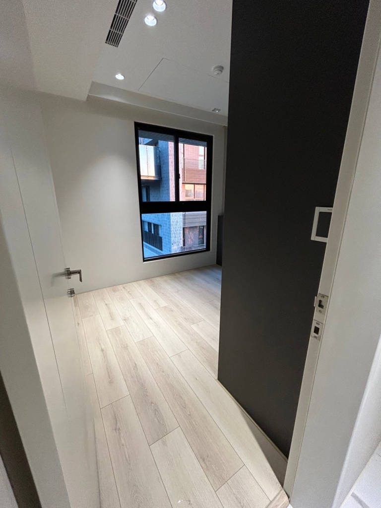 台中住宅裝潢後細清