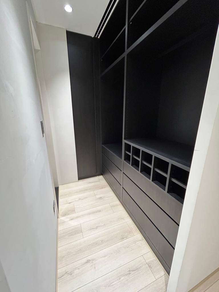 台中住宅裝潢後細清