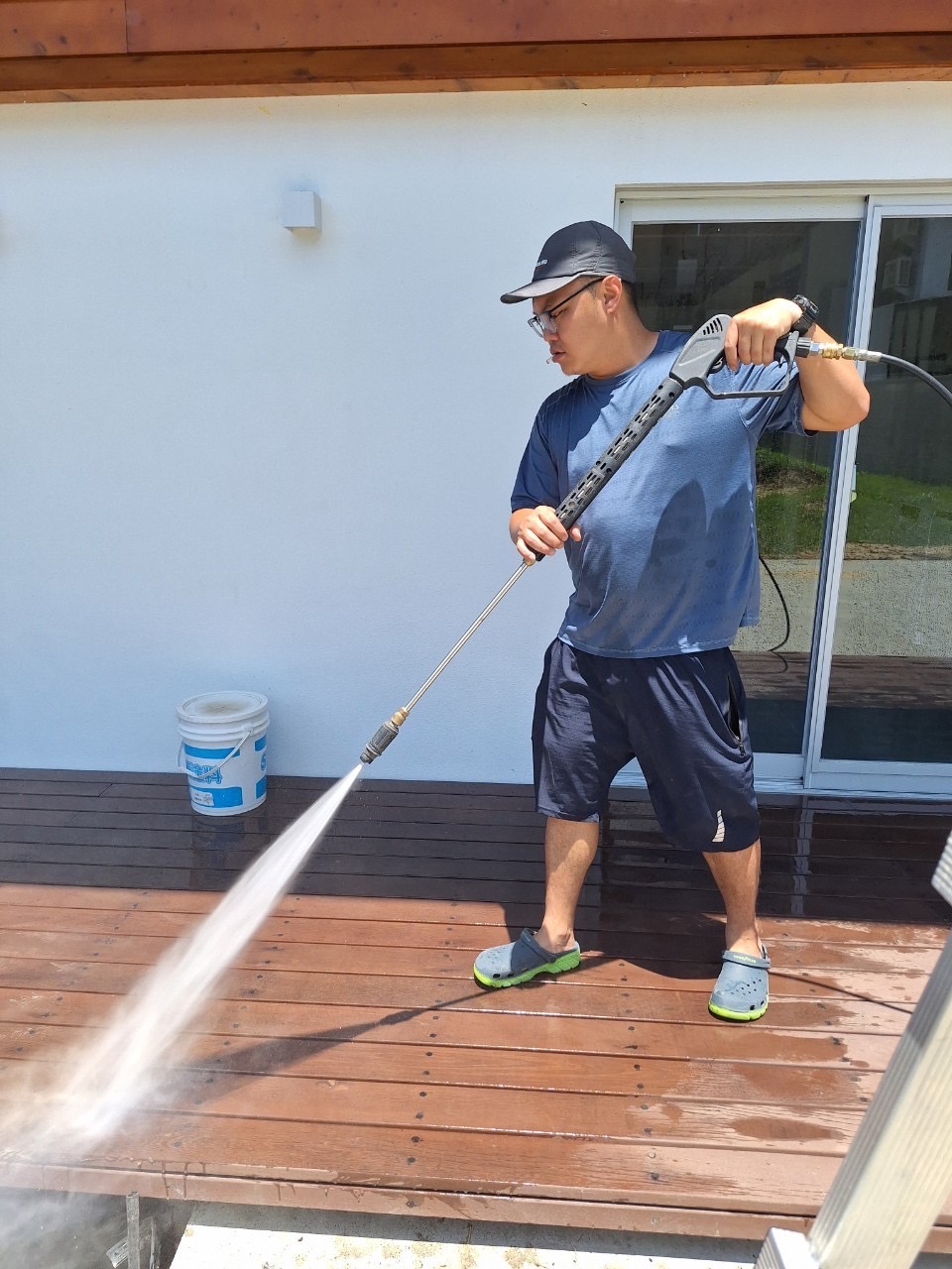 嘉義西區獨棟別墅新建案外牆清洗