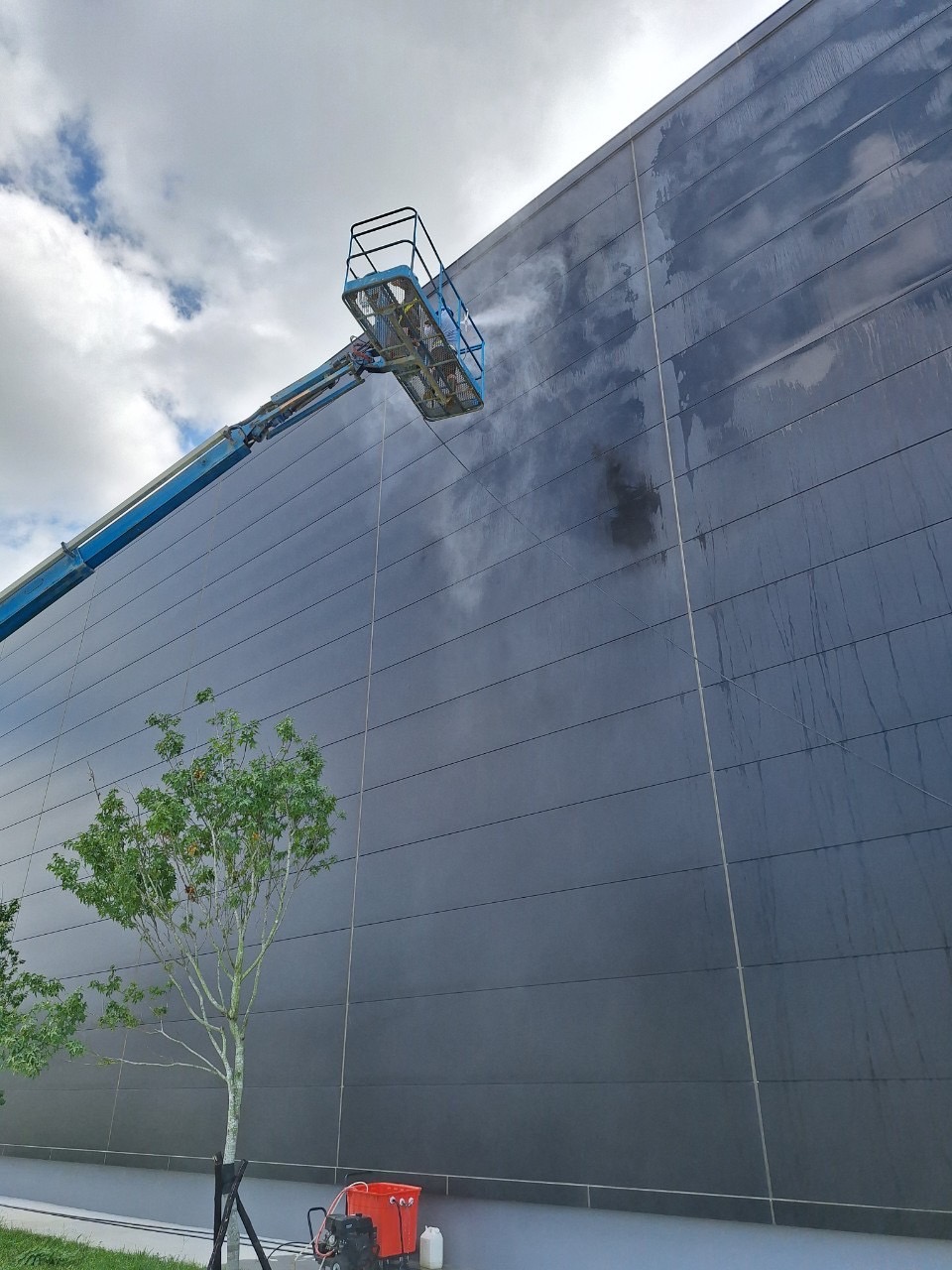 嘉義馬稠後冷凍倉庫清潔